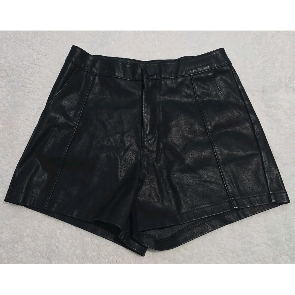 Windsor Women's 100% PU (Faux) Leather Shorts Size S Black Waist 26" Inseam 2"